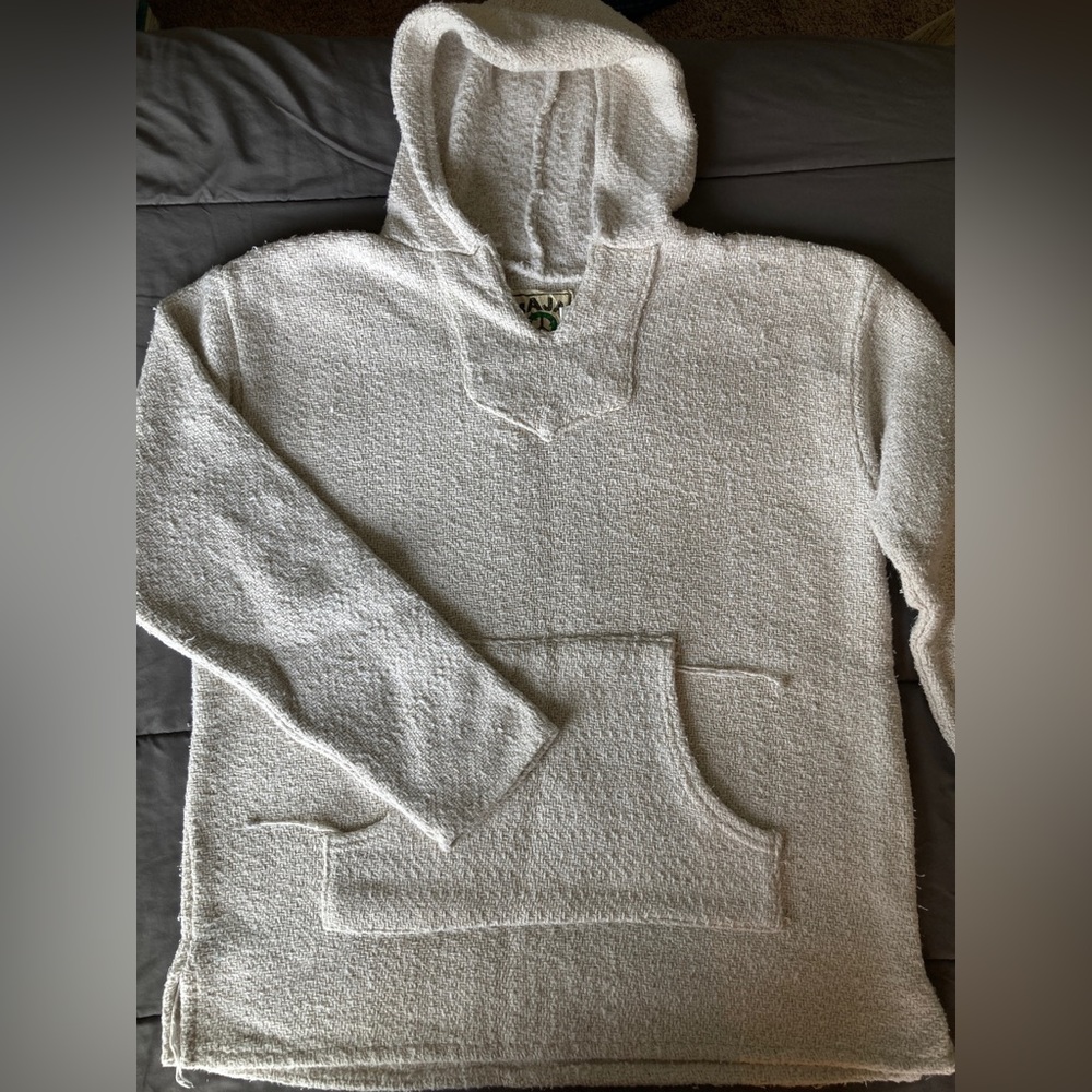 White beach drug rug